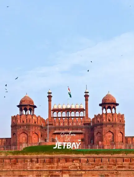 Red Fort's majestic Mughal architecture with ramparts and domes showcasing Delhi's historic heritage