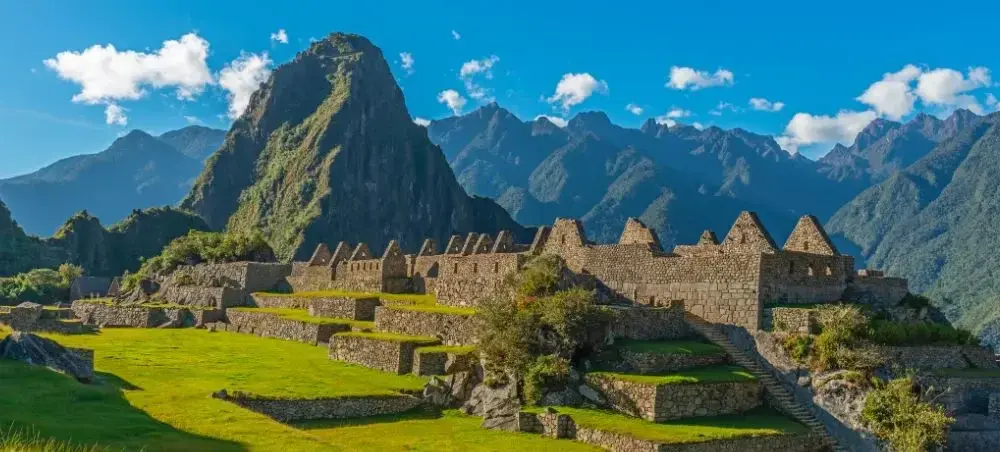 Local cuisine and dining scene in Cusco popular with private jet charter passengers