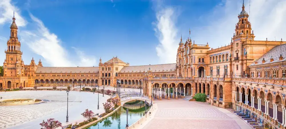 Local cuisine and dining scene in Seville popular with private jet charter passengers