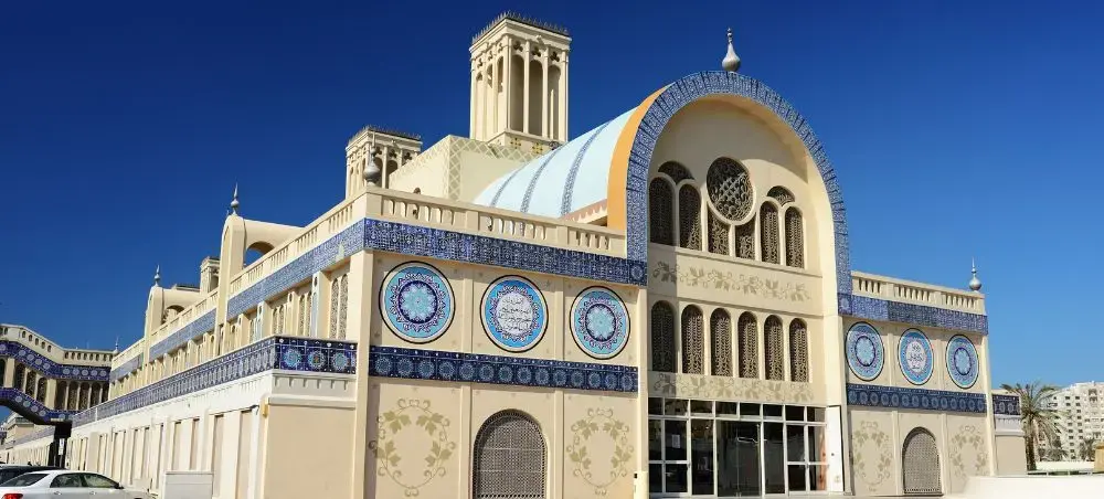 Local cuisine and dining scene in Sharjah popular with private jet charter passengers