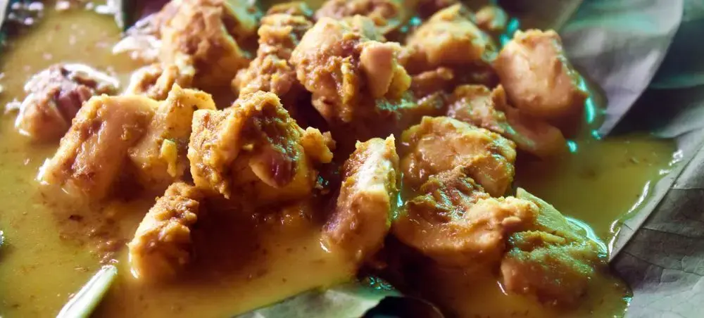 Traditional Cambodian curry with tender meat and aromatic spices served in Siem Reap restaurant