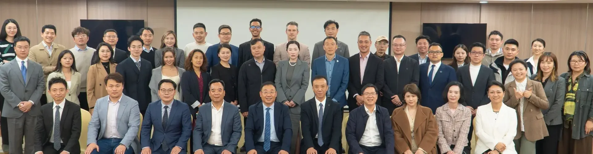 Jetbay at AsBAA China Mainland Committee Spring Chapter Meeting Private jet cabin with panoramic windows during a asbaa china 2026 rebranding charter