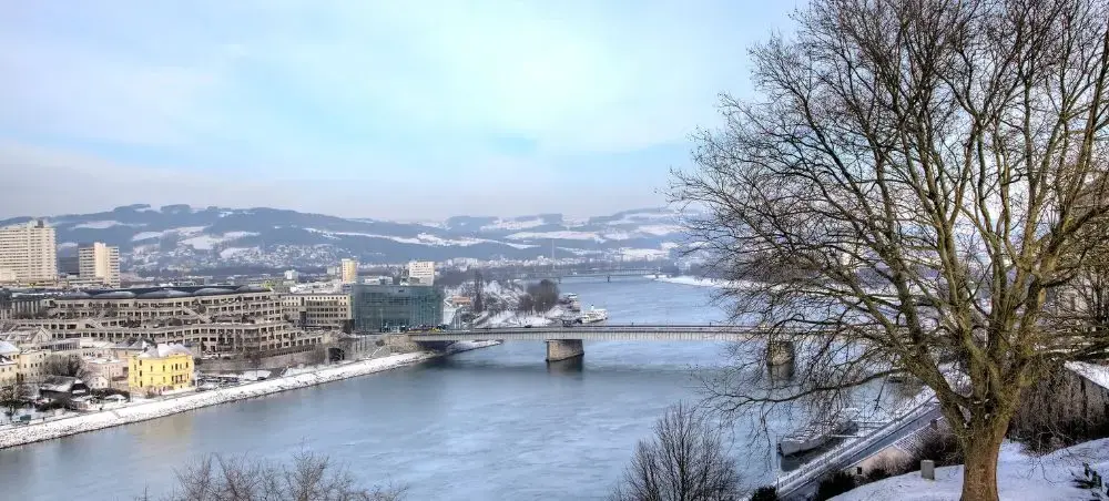 Cityscape of Linz from Linzer Schloss during the winter