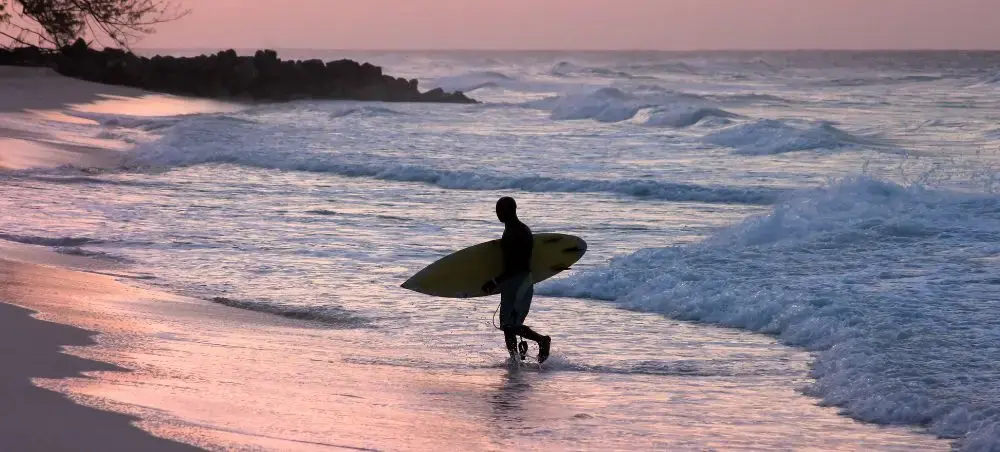 Waves breaking at Soup Bowl surf spot in Bathsheba, Barbados